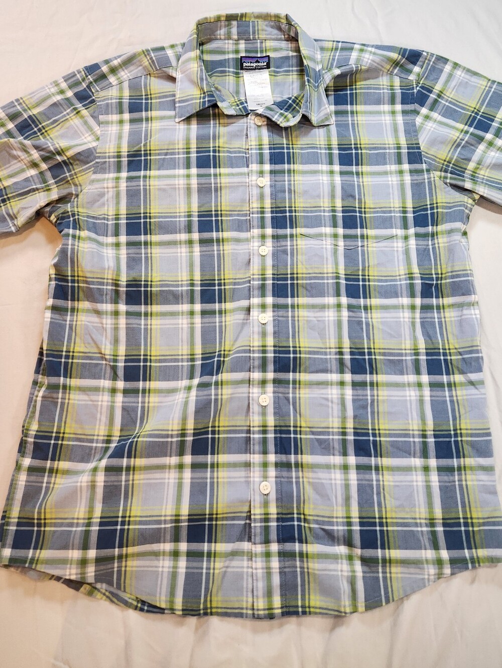 Patagonia Men's Plaid Short Sleeve Button-Up Cotton Shirt Pockets Size S